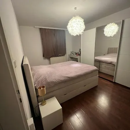 Fairbooking24private Nbg Exhibition Ground Agancy Apartment