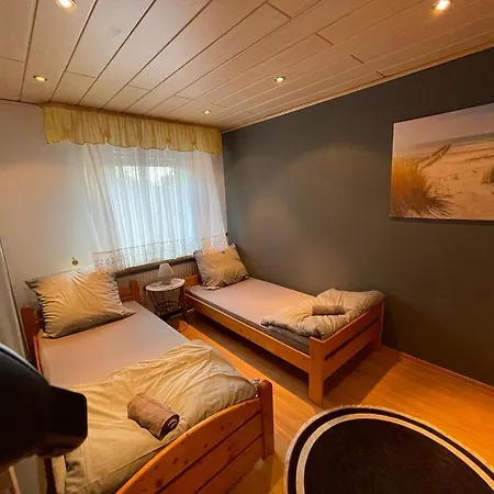 Fairbooking24private Nbg Exhibition Ground Agancy * Neurenberg